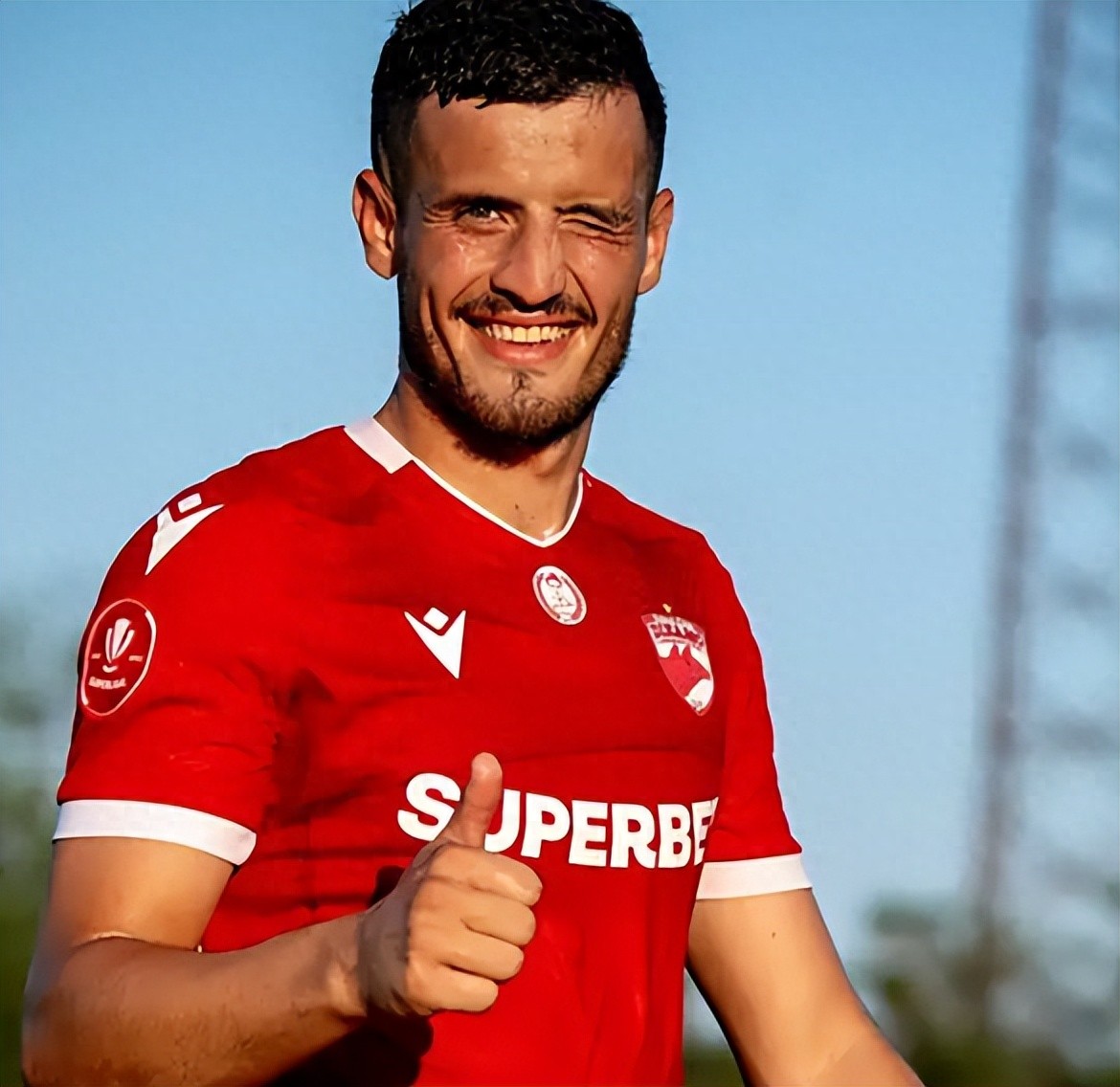 罗马尼亚球员表现抢眼,引来豪门关注 罗马尼亚球员表现抢眼,引来豪门关注