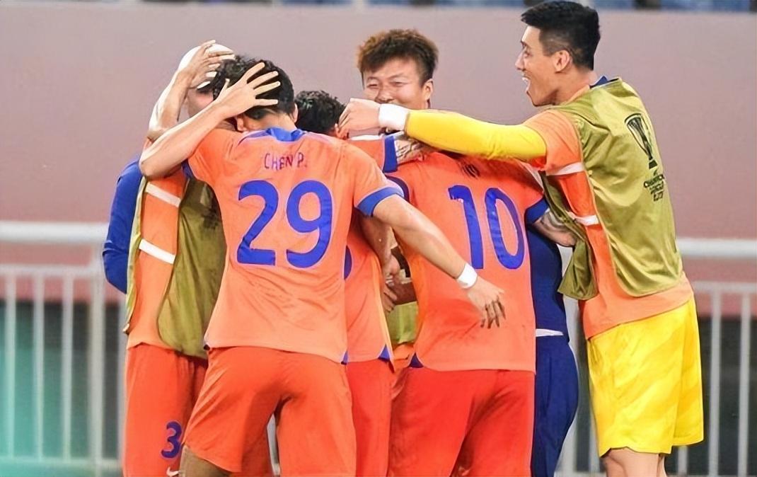 包含鲁能客场战平ADB赛后晋级亚冠改写成鲁能客场平局ADB晋级亚冠的词条