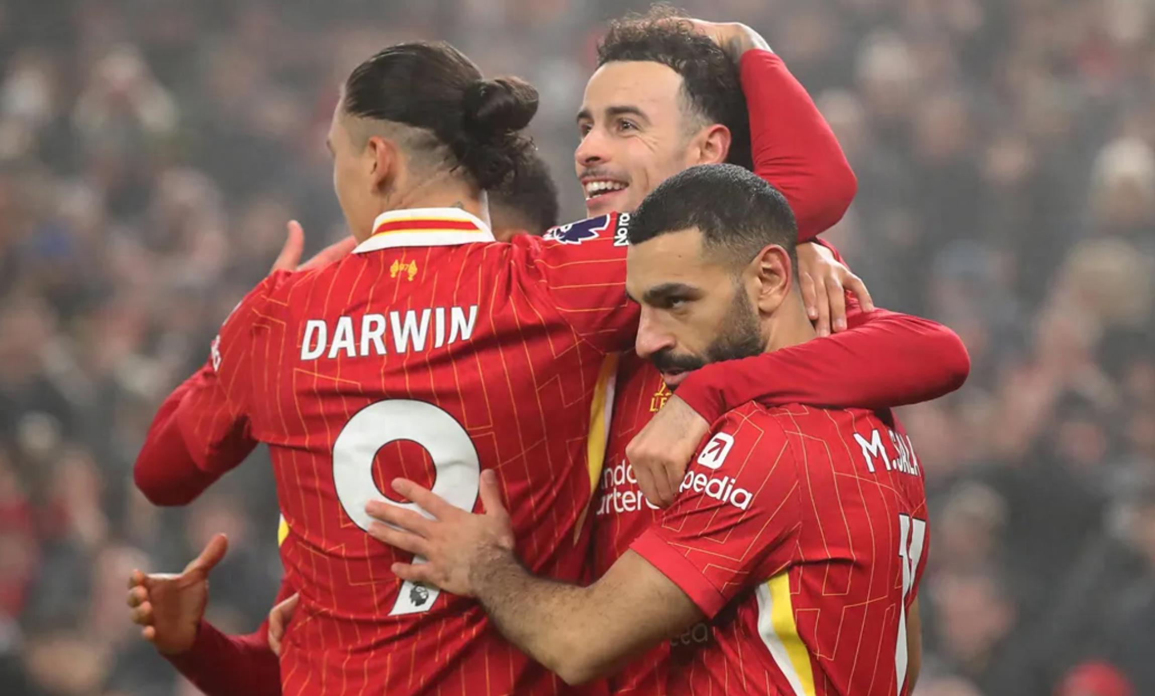 利物浦主场逼平切尔西，保持领先位置