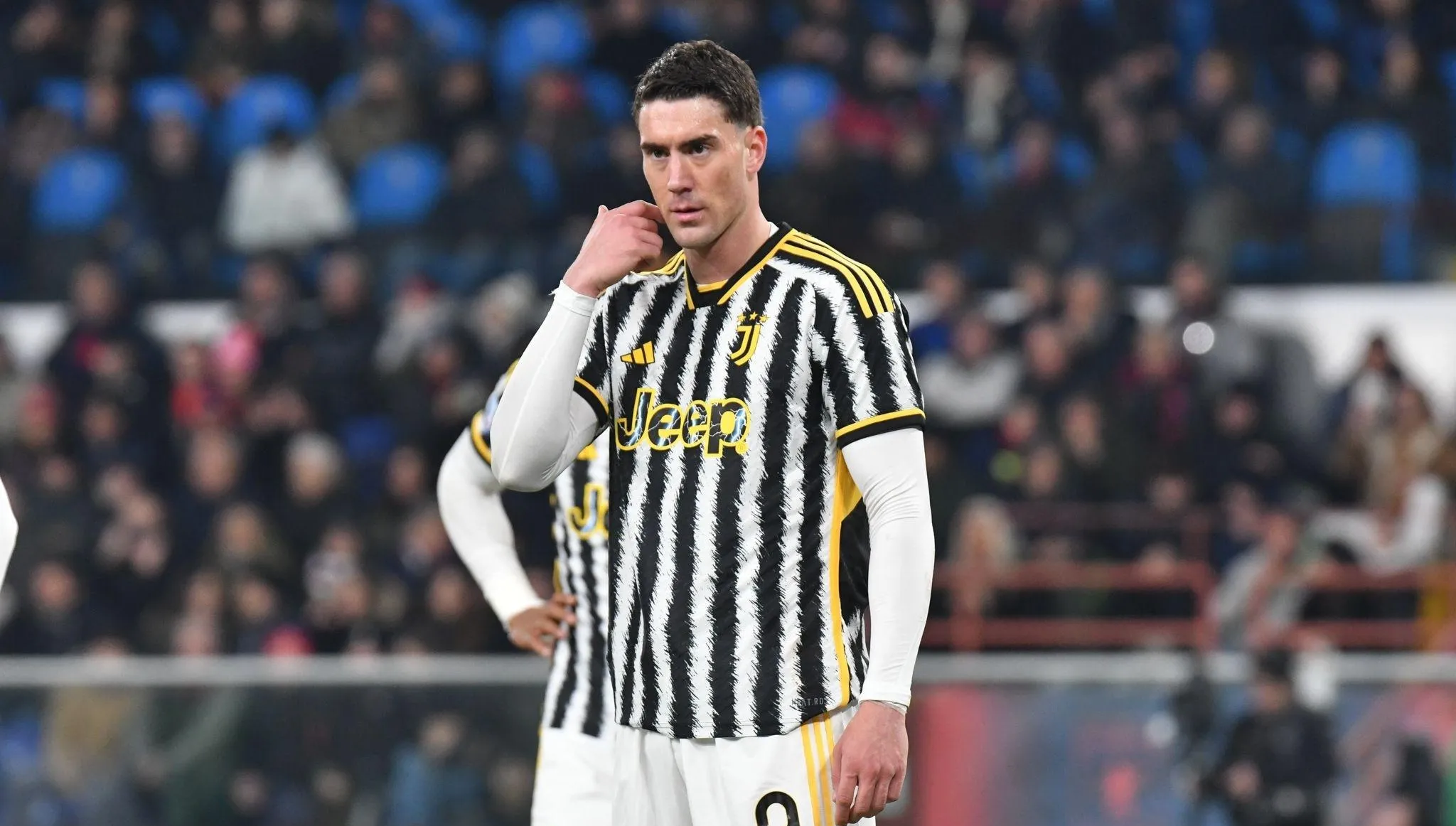 包含尤文图斯主教练透露对荷兰球队的战术安排的词条