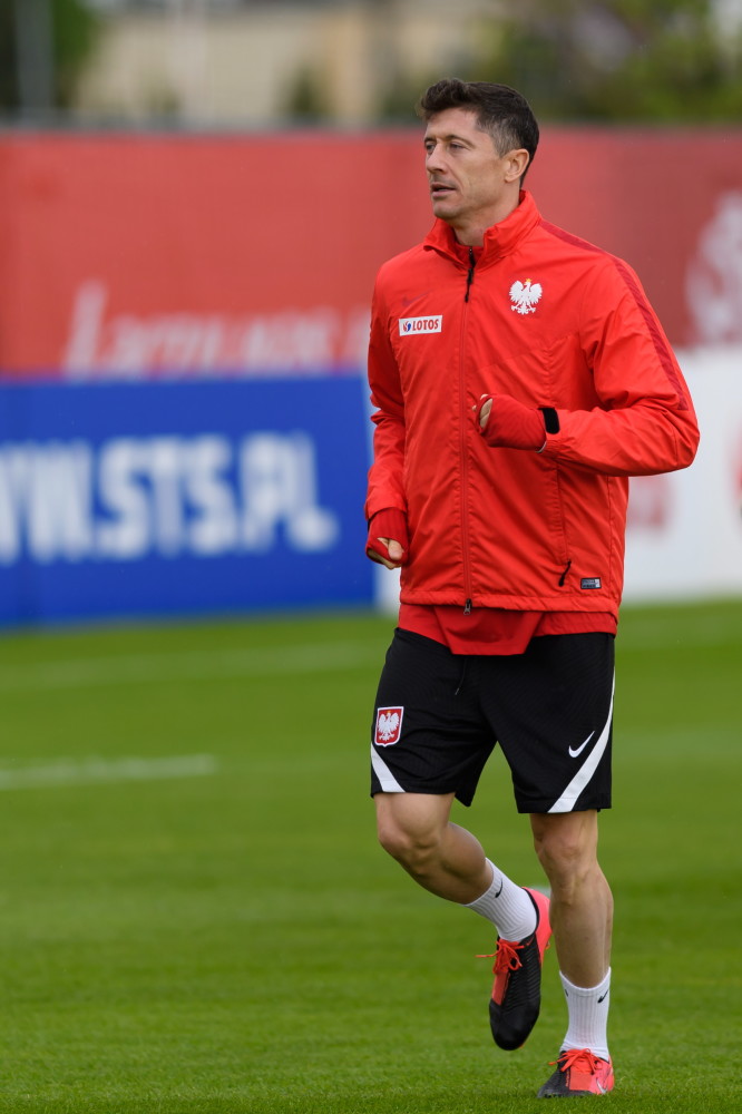 波兰队全队战绩斐然,获得欧锦赛资格的简单介绍 波兰队全队战绩斐然,获得欧锦赛资格的简单介绍