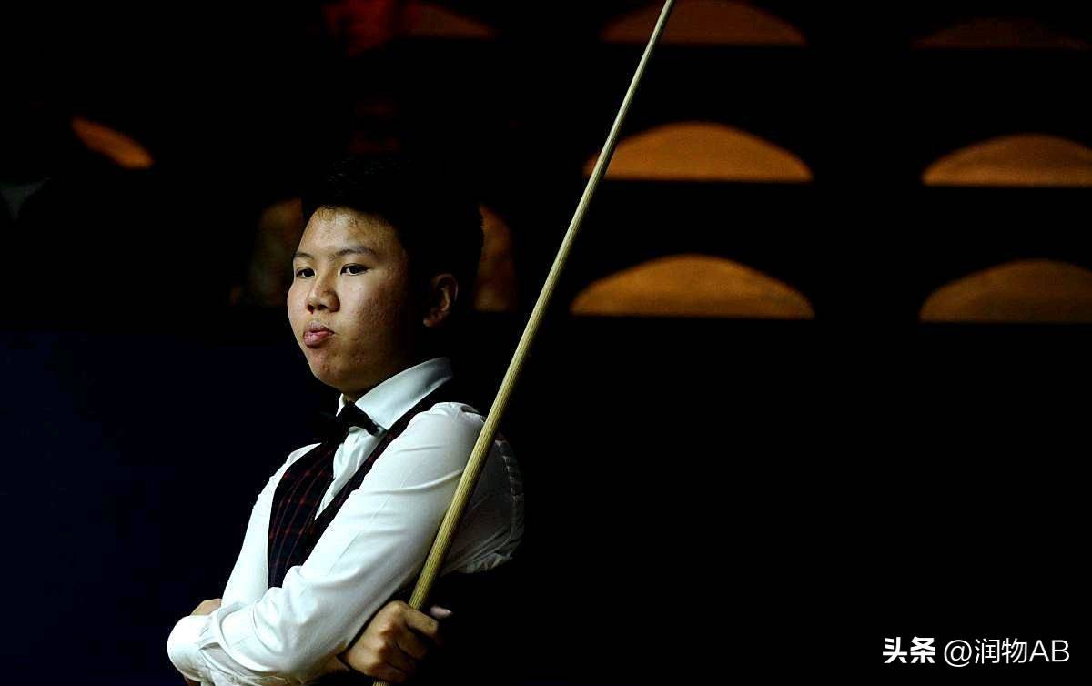 包含德国逆转北爱尔兰，势如破竹稳坐晋级榜首的词条