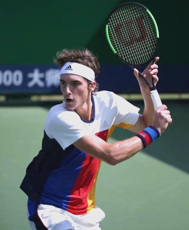 九游体育官方入口-包含世界网球队爆冷美国网球队，西西帕斯制霸全场的词条