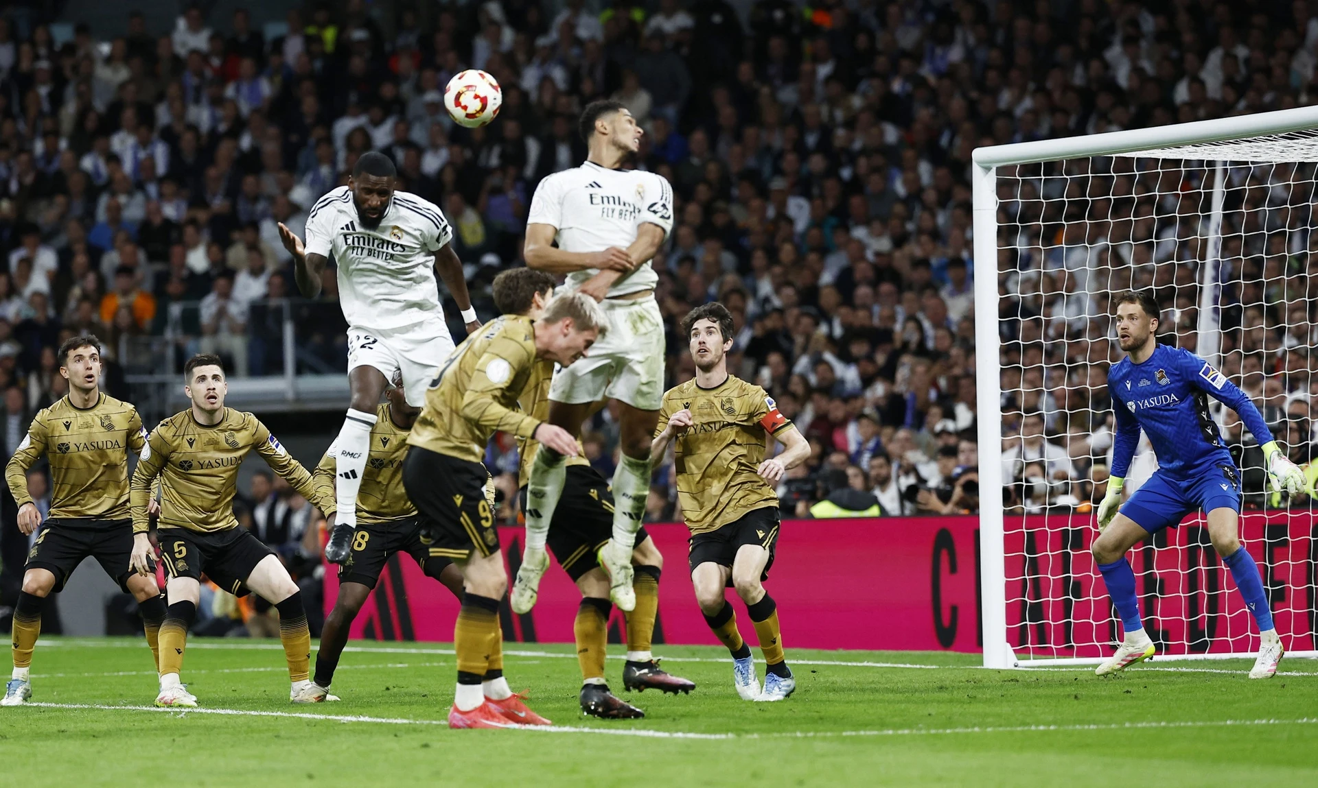 法国鏖战马赛，奥亚尔萨瓦尔惊艳四座的简单介绍