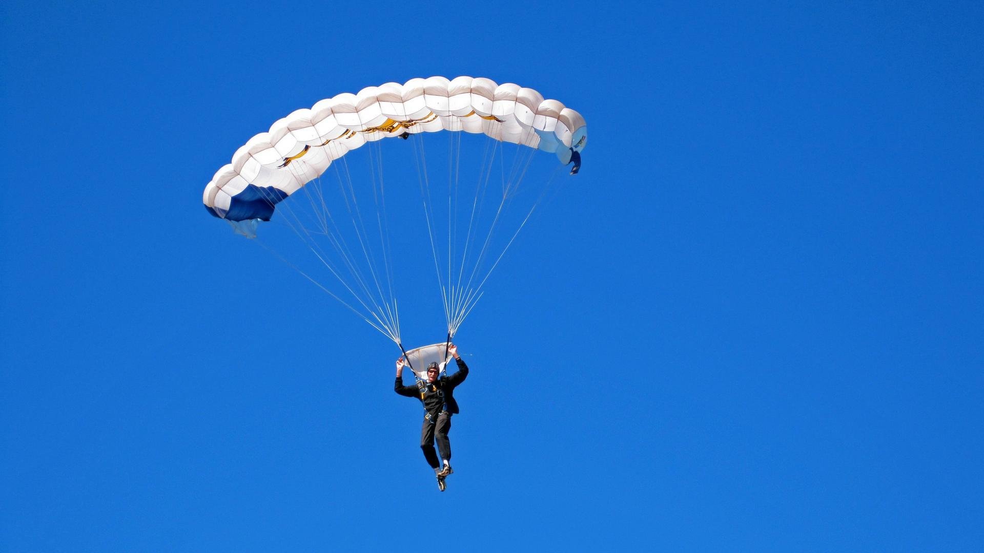 黄潜艇的苏格兰迷雾，楚阿梅尼如何用三记重锤敲响命运之钟
