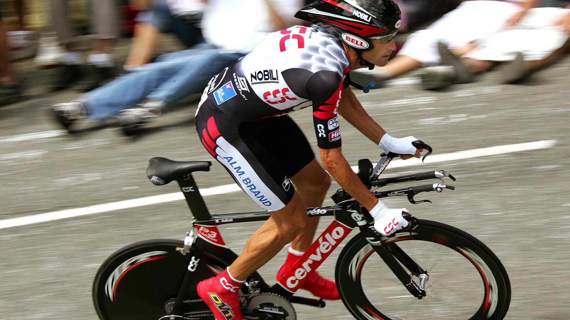 拉梅洛闪耀全场，新疆队攻防一体连续得分压制广东，新星崛起改写疆粤争霸格局